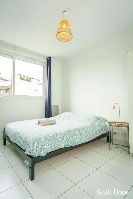 Escale-Marne Fr - 202 - Free Parking - Free Luggage Storage - All Equipped - Linen Included - Washing Machine - 10Mn Walk Metro 8 - Rer A - Panoramic View - From 1 To 14 Guests Maisons-Alfort Δωμάτιο φωτογραφία