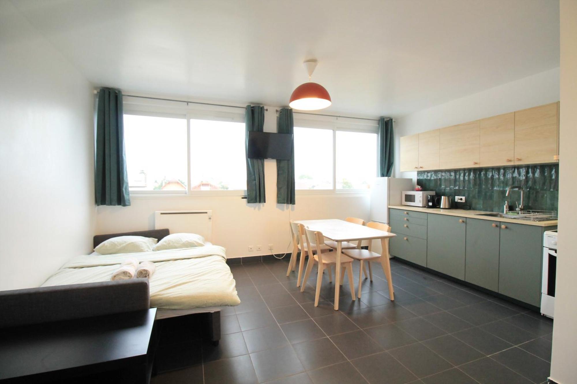 Escale-Marne Fr - 202 - Free Parking - Free Luggage Storage - All Equipped - Linen Included - Washing Machine - 10Mn Walk Metro 8 - Rer A - Panoramic View - From 1 To 14 Guests Maisons-Alfort Δωμάτιο φωτογραφία